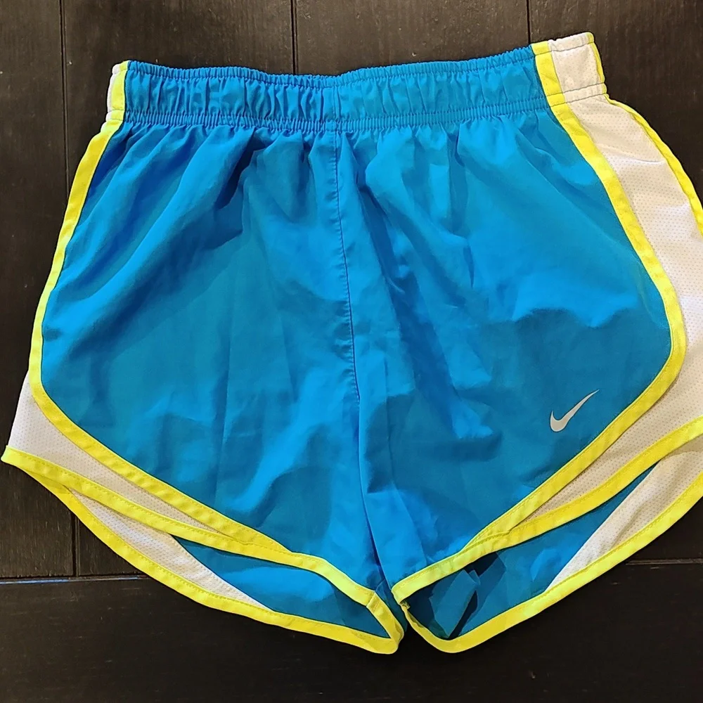 5 pair Nike Dri fit shirts size Small - Picture 5 of 16